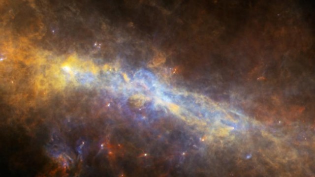 571863main_pia14400-43_946-710